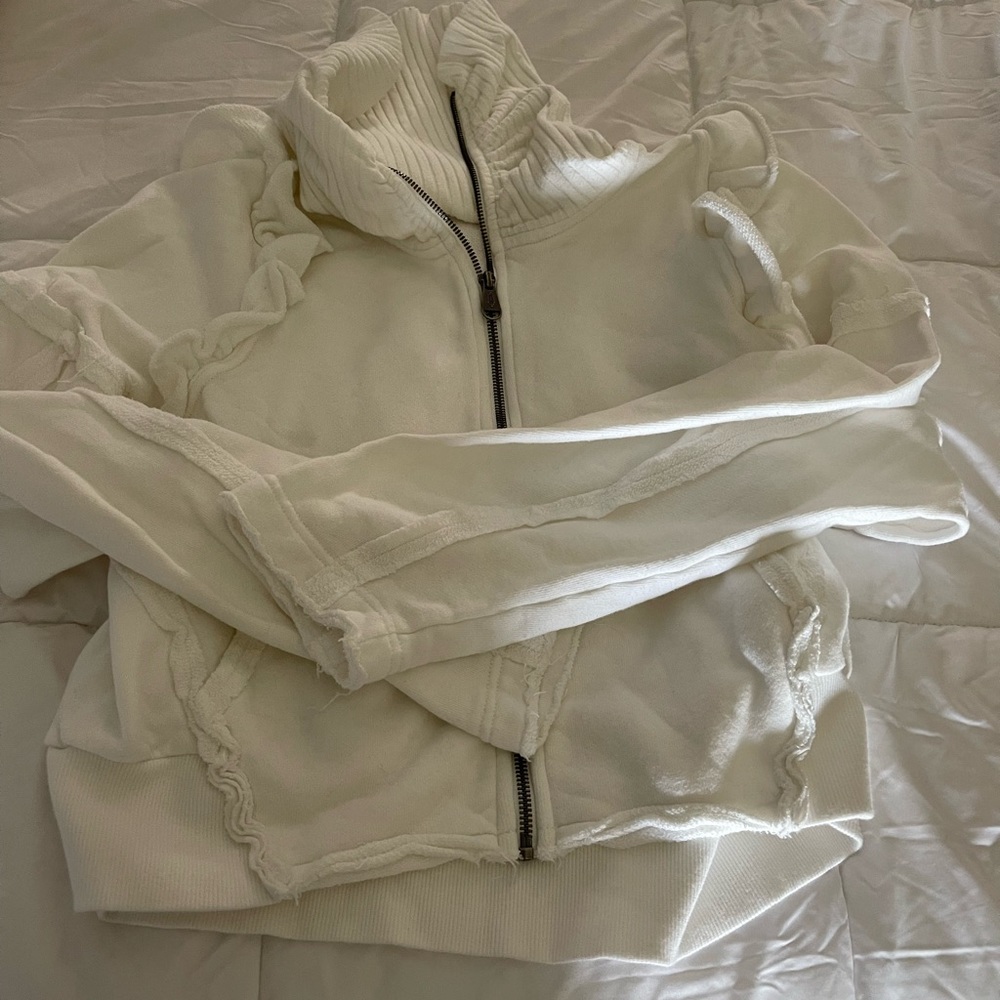 FREE PEOPLE MOVEMENT WHITE RUFFLE ZIP UP